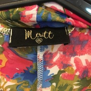 Meritt Tops - Meritt overlay floral confetti chiffon kimono Meritt Tops - Meritt overlay floral confetti chiffon kimono